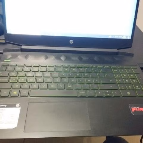 HP Pavilion AMD Ryzen 5 4600H / 16 GB Ram / 1TB SS