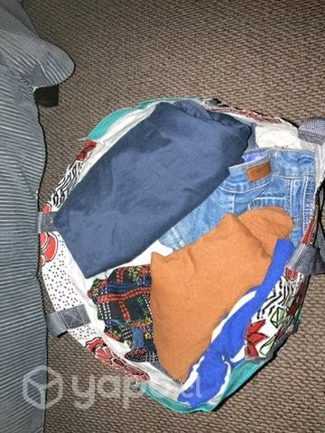 Dos lotes de +20 prendas excelente estado