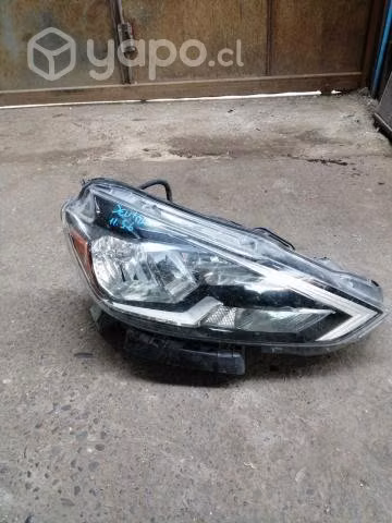Optico derecho nissan sentra original