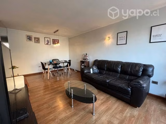 Excelente departamento - Amplio - Vende dueña