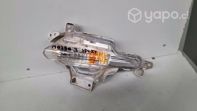 Neblinero mazda 3 dmg la cisterna 53.02