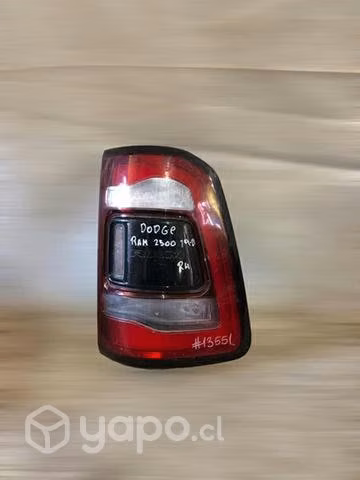 Foco trasero rh dodge Ram 2500 2019-2022