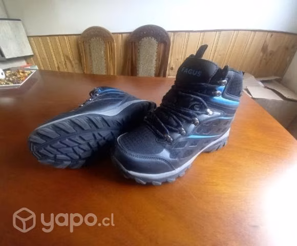 Zapato botín outdoor Fargus N°40