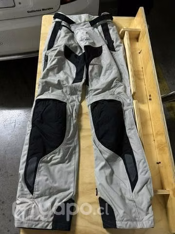 Pantalon moto mujer talla M sin uso
