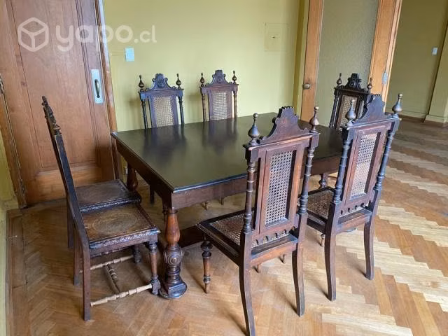 Comedor antiguo de estilo Chileno de Lingue