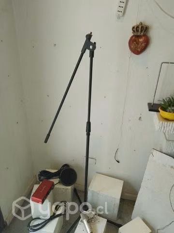 Conjunto equipos e instrumentos musicales