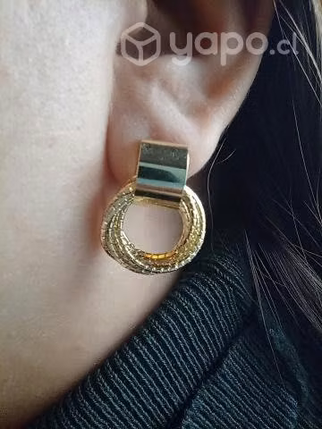 Aros circulares dorados