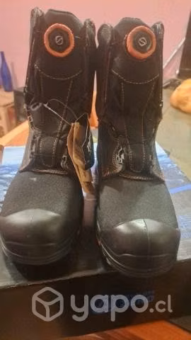 Calzado seguridad bota