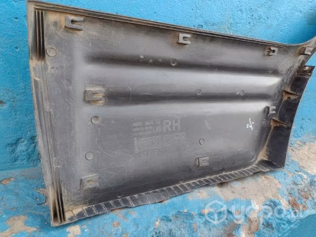 Moldura de puerta tras der Hyundai galloper 2000