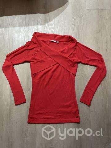 Polera Oneill talla S roja - Imagen 2