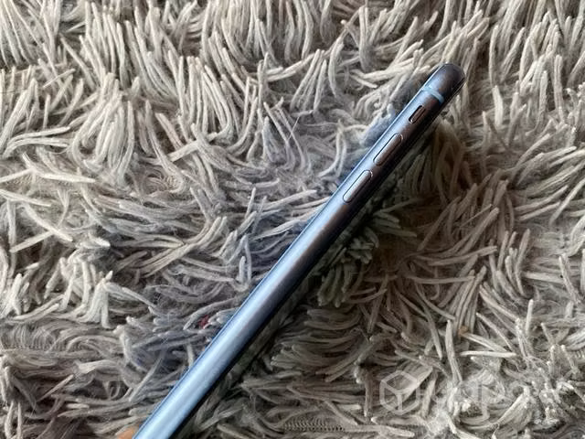 Iphone xr en buen estado - Imagen 3