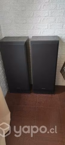 Parlantes technics