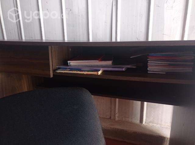 Escritorio+ silla - Imagen 2