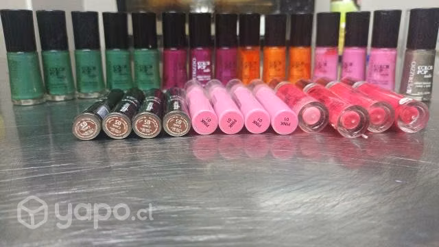 Esmaltes de uñas a 300 la unid petrizzio - Imagen 4