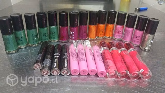 Esmaltes de uñas a 300 la unid petrizzio