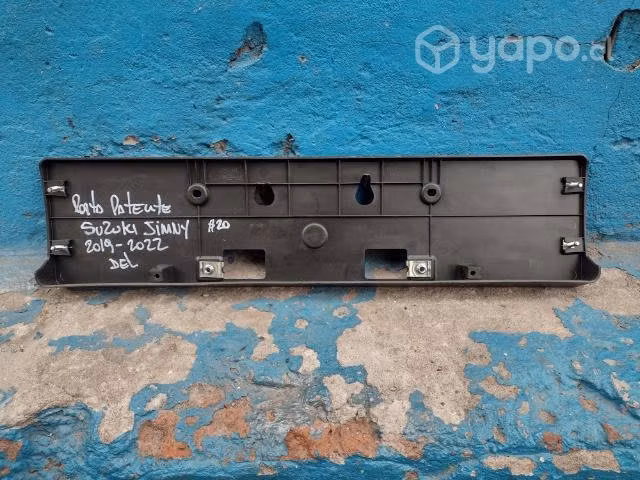 Moldura porta patente Suzuki jimny 2019-2022