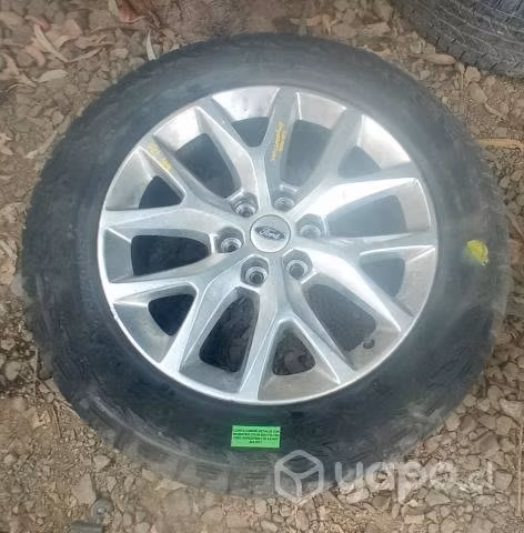 Llanta Aluminio Detalle Con Neumático Ford Expedit