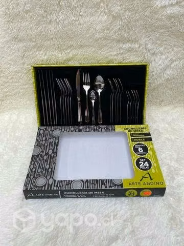 Set de cuchilleria de mesa