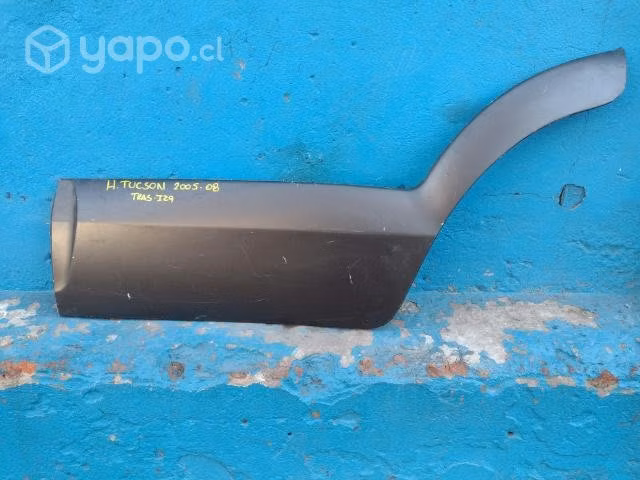 Moldura de puerta tras izq Hyundai Tucson 2005-10