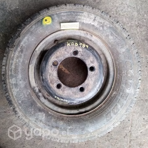 Llanta Fierro Trasera Con Neumático 5.00 R12 Kia F