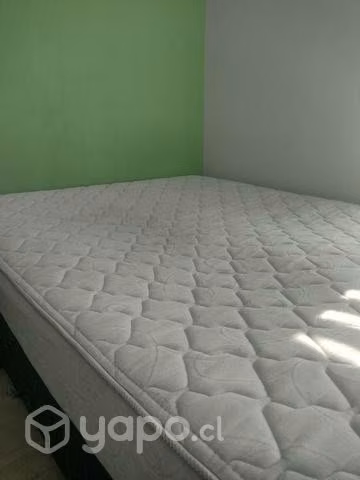 Cama Rosen 2 plazas + veladores y respaldo