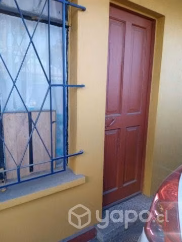 Arriendo departamento al costado de casa