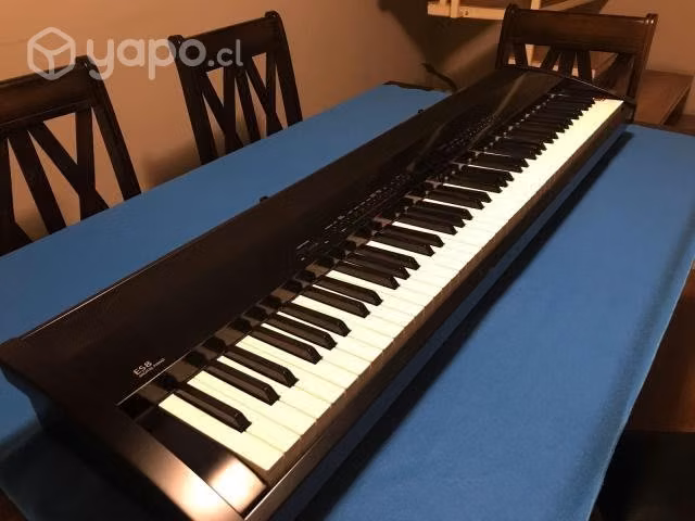 Piano Kawai ES8