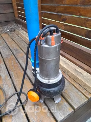 Bomba pedrollo para aguas servidas usado