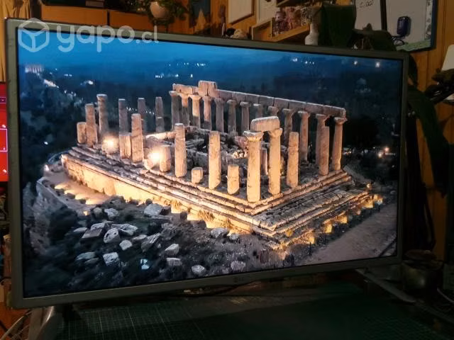 Televisor Led HD LG 32"