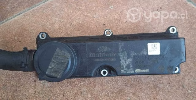 Tapa valvula Mahindra Genio 2.2 año 2014