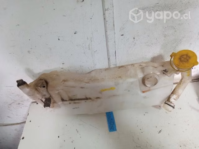 Deposito Con Motor Agua Limpia Parabris Chevrole