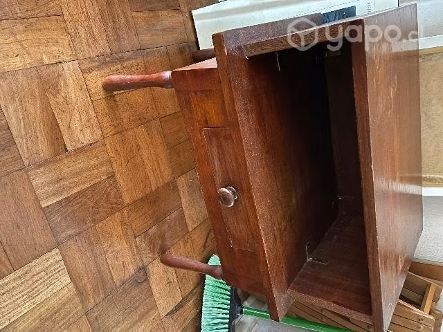 velador de madera