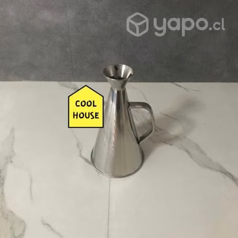 Nueva Aceitera de acero inoxidable de 750 cc