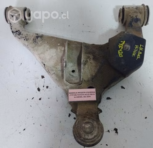 BANDEJA INFERIOR IZQ TOYOTA HILUX Revo 2018