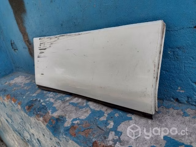 Moldura de puerta tras der Suzuki nomade 2007-14 - Imagen 3
