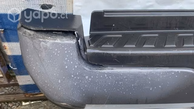 Parachoque trasero Nissan Navara