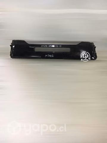 Moldura portapatente mitsubishi outlande 2016-2018