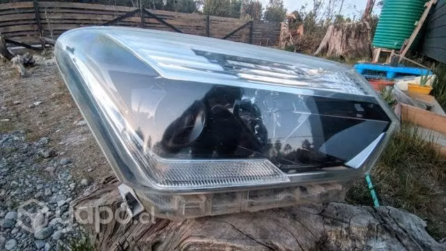 Foco derecho Chevrolet D-Max