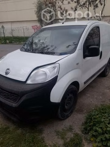 Frontal fiat ram 700 van - Imagen 2