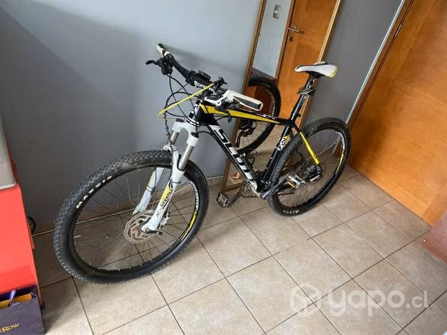 Scott Scale 770