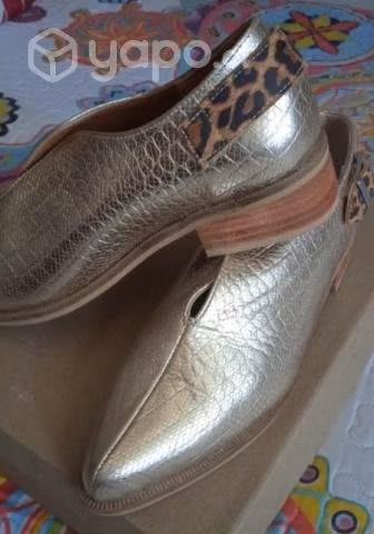 Bellísimos zapatos de Cuero