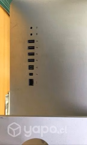 IMAC 21.5' (2012)