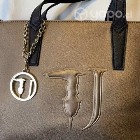 Cartera marca Trussardi