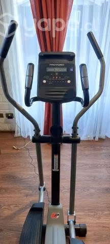 Máquina Elíptica PRO-FORM