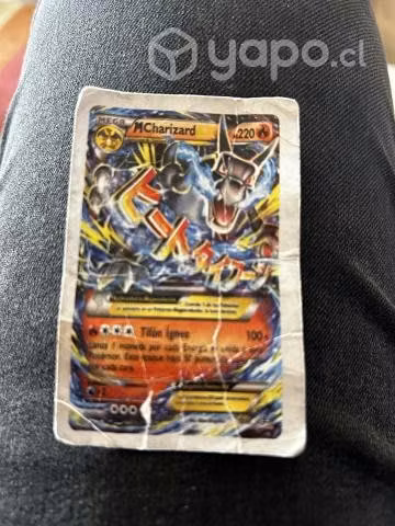 Se vende Carta de MCharizard