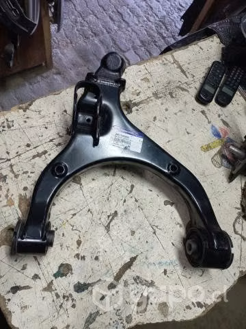 Bandeja izquierda Ssangyong Rexton 18-23 Nueva ORI