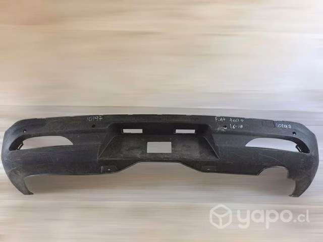 Parachoque trasero Fiat toro 2014-2016