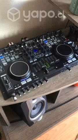 MESA DJ Denon MC 6000 4 canales