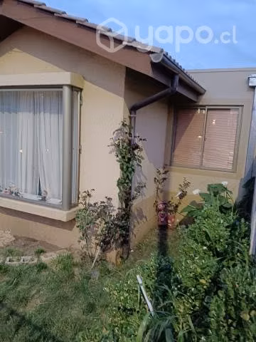 Hermosa Casa de 3D con amplio Jardin.