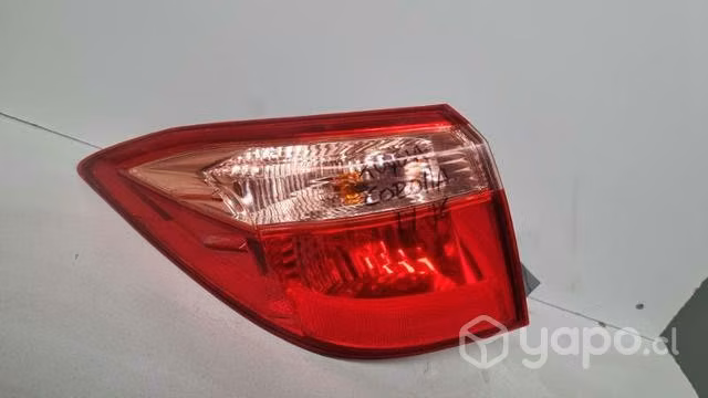 Foco Toyota corolla dmg la cisterna 24.44
